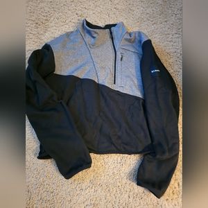 Columbia pullover asymmetrical quarter zip